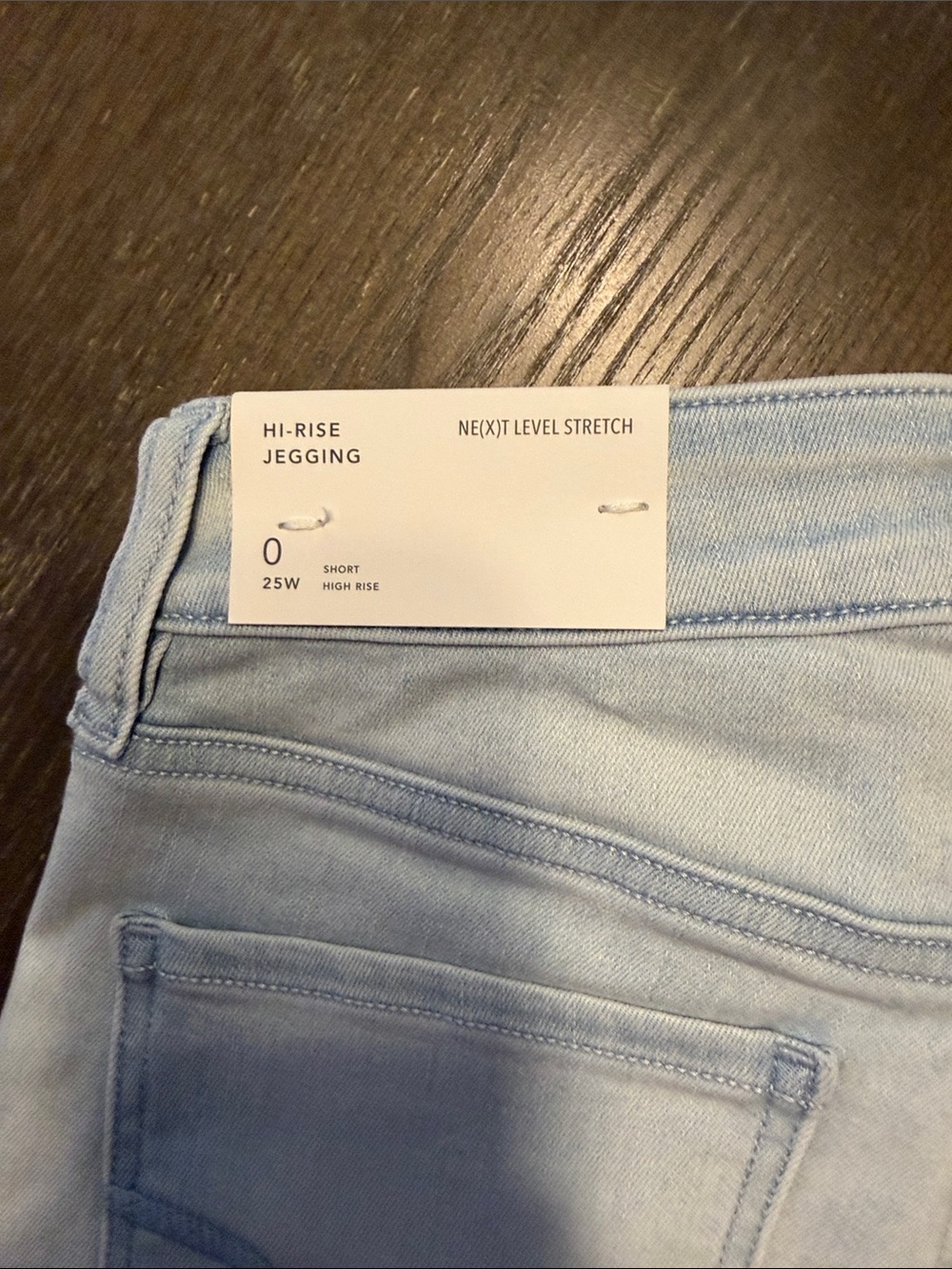American Eagle Outfitters Light Wash Skinny Jeans NWT - Picture 2 of 11